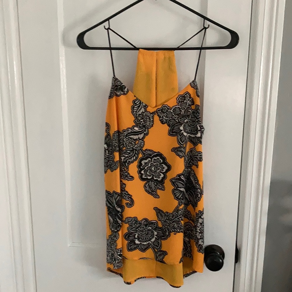 💙✅Yellow blouse